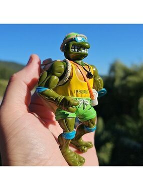 Vintage TMNT Lifeguard Leonardo (1992, Mirage) Teenage Mutant Ninja Turtles Read